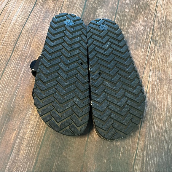 FOCO FSU Double Buckle Sandals Size M (7-8) NWOT - Picture 8 of 8